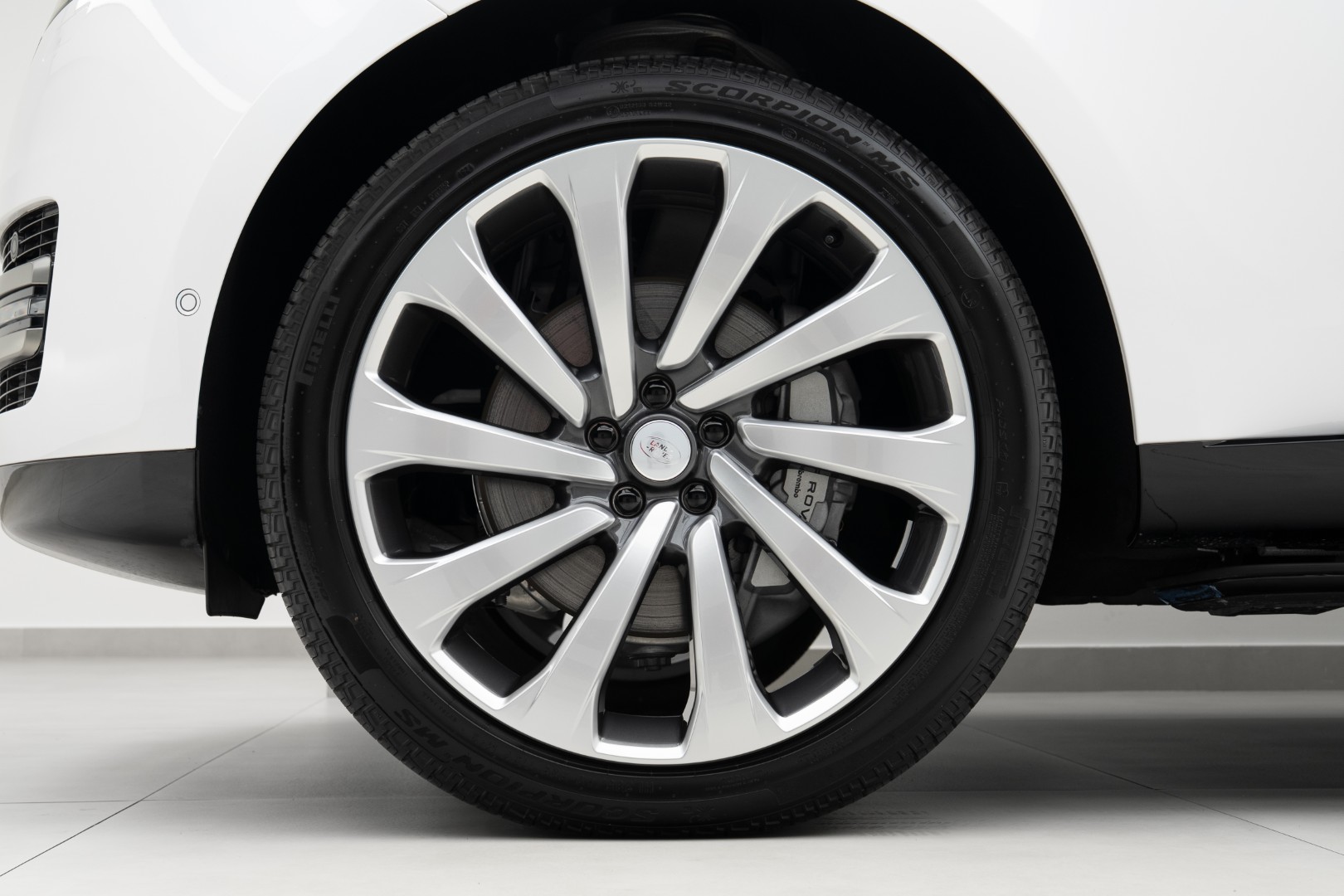 2025 RANGE ROVER P400 HSE | MAIN DEALER WARRANTY 5 YEARS